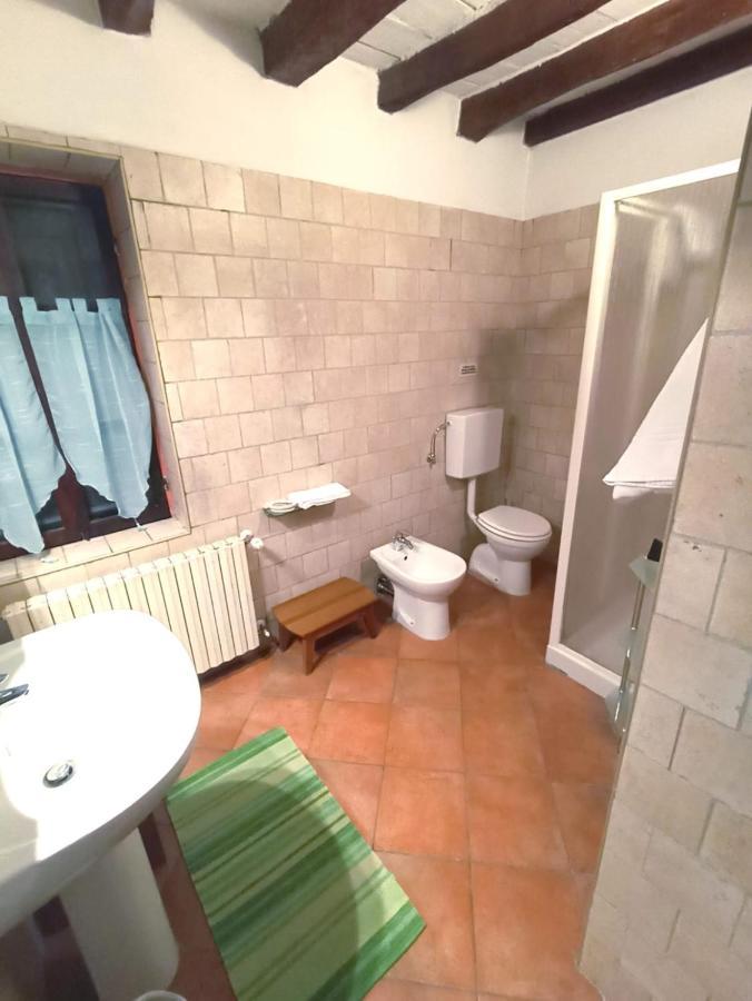 Agriturismo Corte Dei Landi เรจโจเอมิเลีย ภายนอก รูปภาพ