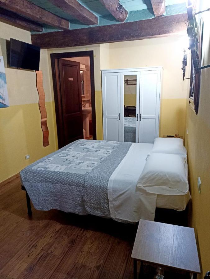 Agriturismo Corte Dei Landi เรจโจเอมิเลีย ภายนอก รูปภาพ